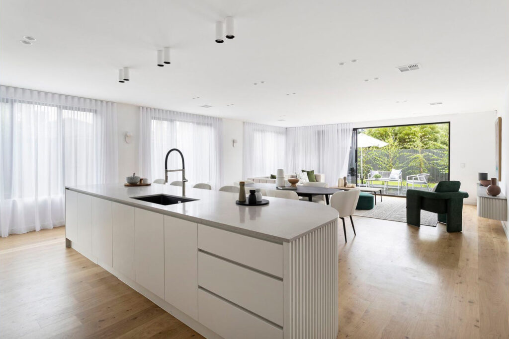 1-Paul-Ave-Keilor-East-b