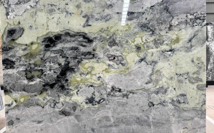 Cloundy Green Polished